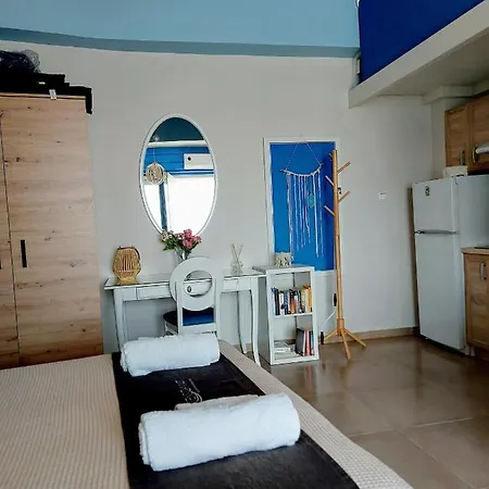 Mpitzarakis On The Apartament *