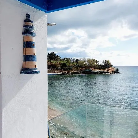 Apartament Mpitzarakis On The